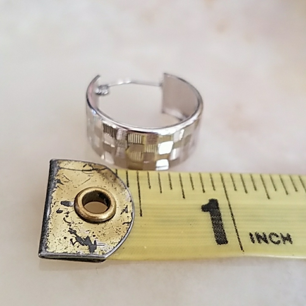 14k Solid White or Yellow Gold Hoop Earrings - Picture 6 of 8