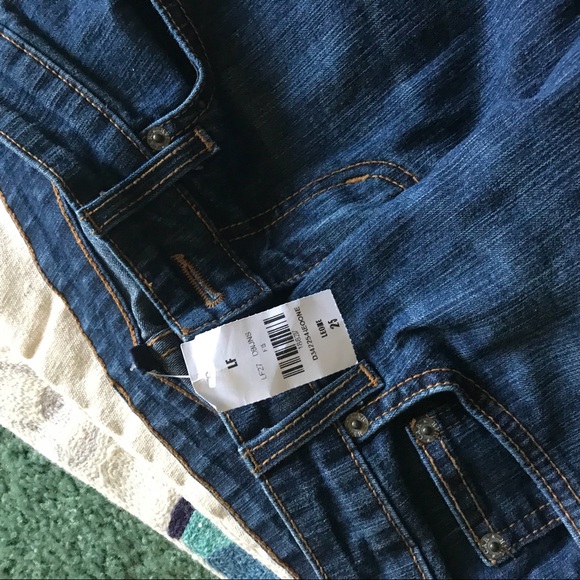 NWT Carmar Ripped Jeans from LF - Picture 3 of 5