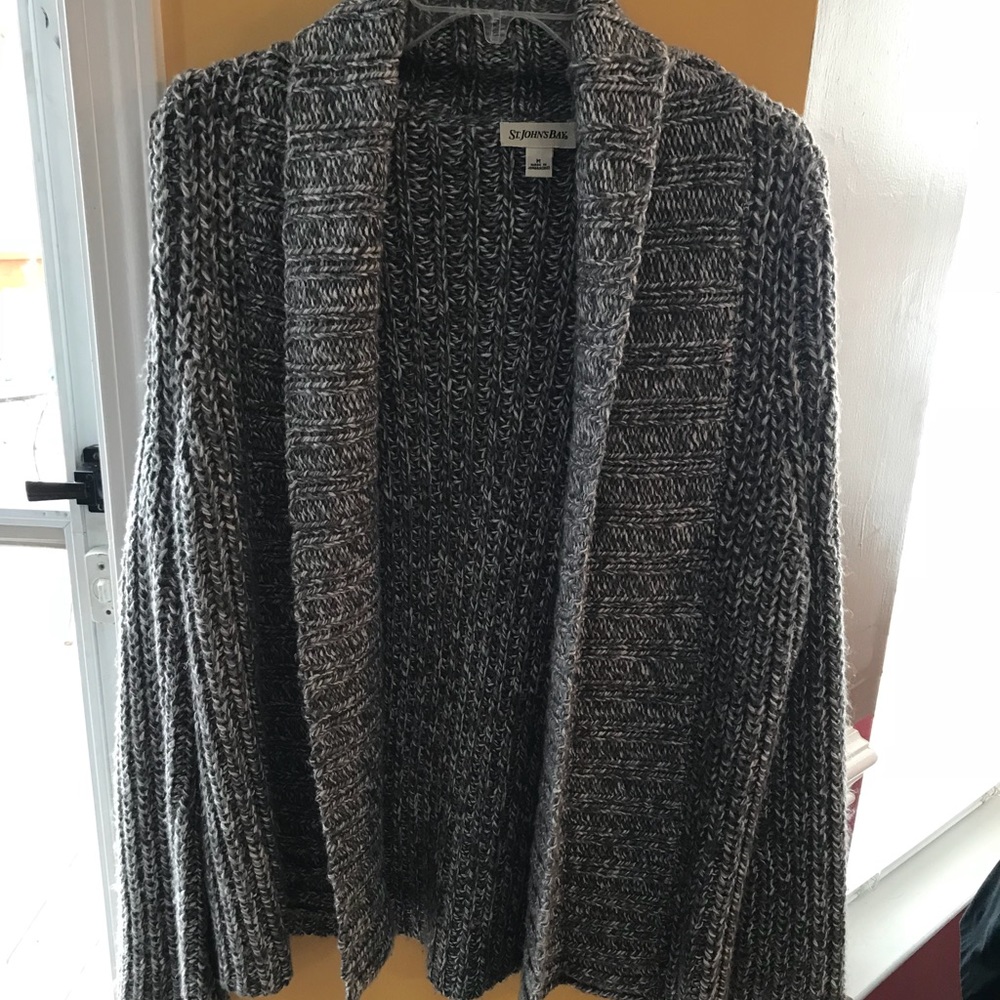 Grey thick knit cardigan