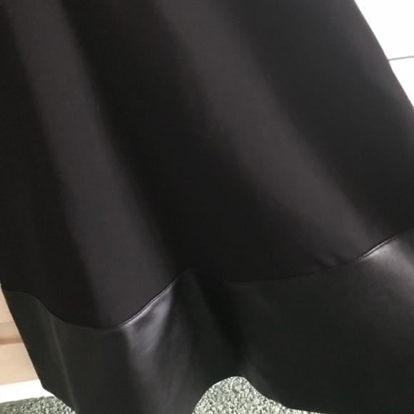 Aqua Knee-Length Black Flare Dress - Picture 2 of 3