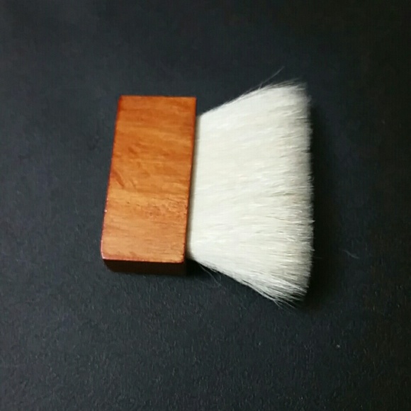 Benefit Dallas Blush - Picture 4 of 4