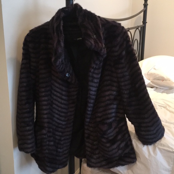 ASOS Petite ‘Cheshire Cat’ Faux Fur Coat - Picture 1 of 4