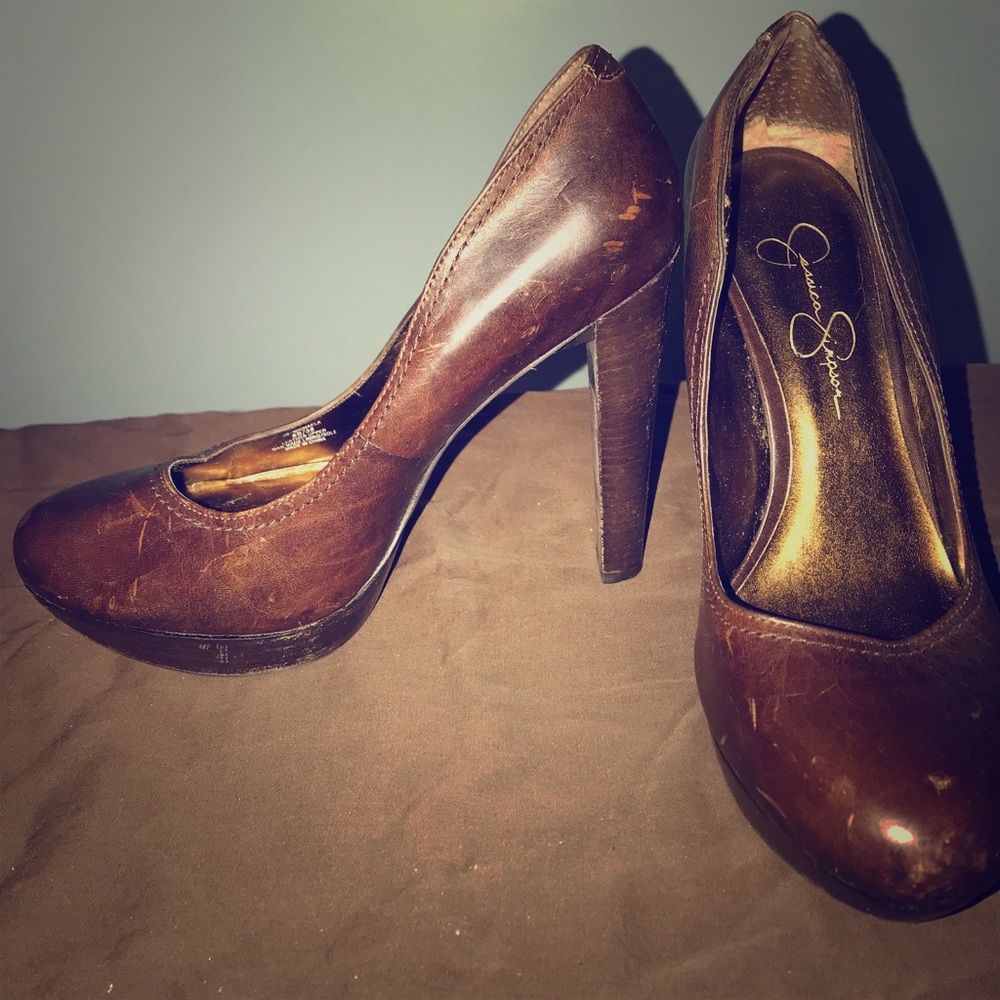Distressed Pumps!
