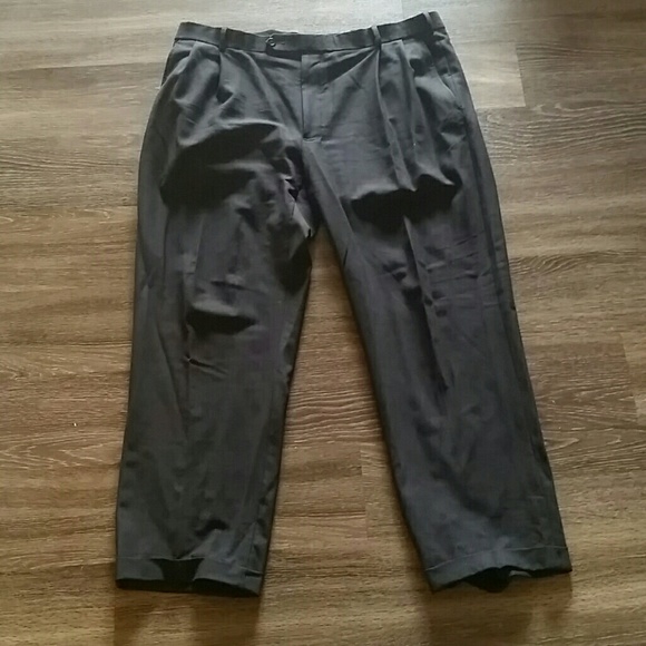 Charcoal Brooks Brothers suit - Picture 7 of 8