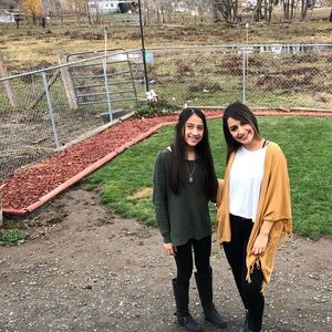 Meet your Posher, Kayla