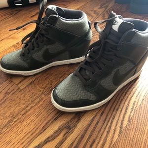 Nike wedge sneaker