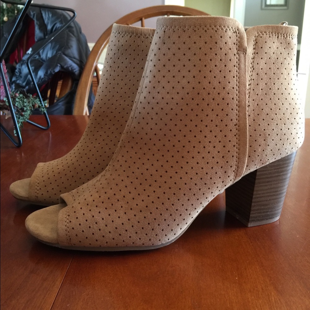Old Navy Taupe Suede Booties