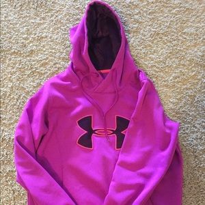 Underarmour sweatshirt
