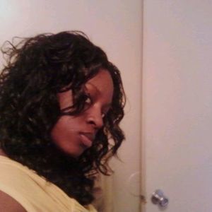 Meet your Posher, Sherika