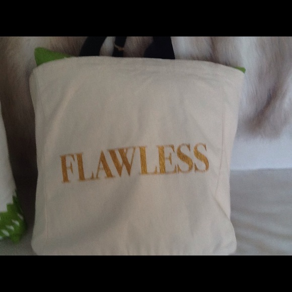 Tote - Picture 3 of 3