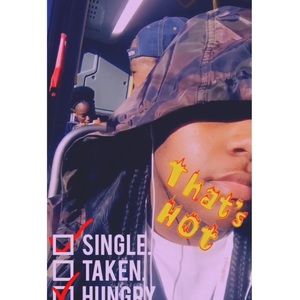 Meet your Posher, Khaleeq