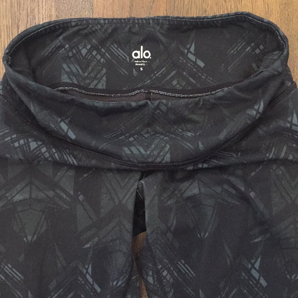 Alo Yoga leggings
