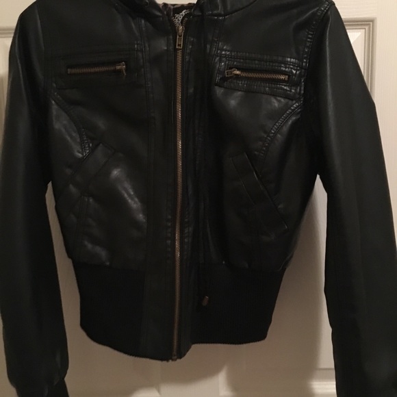 Black jacket with leopard inside - Picture 5 of 6