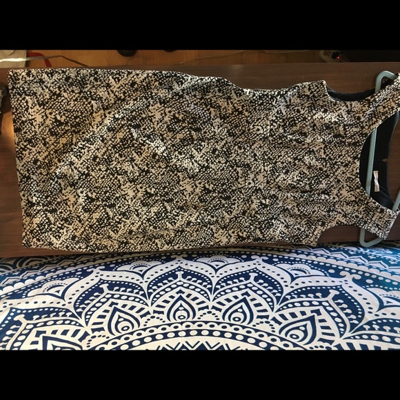 Sandra Darren Black Ivory Dress Designer Size 10 - Picture 3 of 6