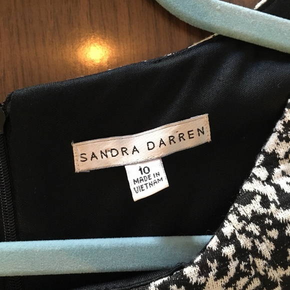 Sandra Darren Black Ivory Dress Designer Size 10 - Picture 4 of 6