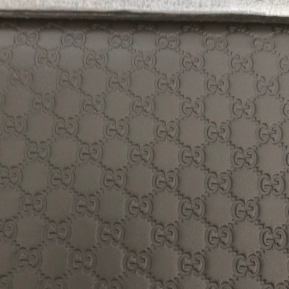 Gucci Microguccissima Crossbody Wallet. NIB! - Picture 6 of 8