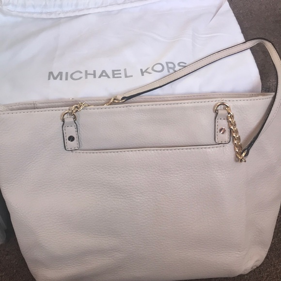 Mkors off white tote bag - Picture 4 of 8