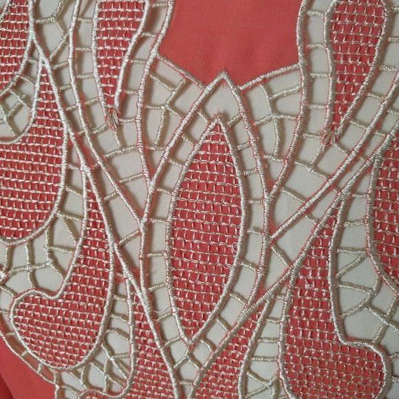 Ark & Co NWT stunning coral dress with embroidery - Picture 2 of 3