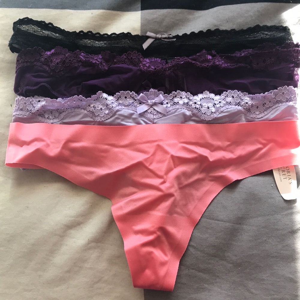 Victoria’s Secret Very Sexy Thong Bundle