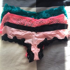 Victoria’s Secret Very Sexy Cheeky Bundle