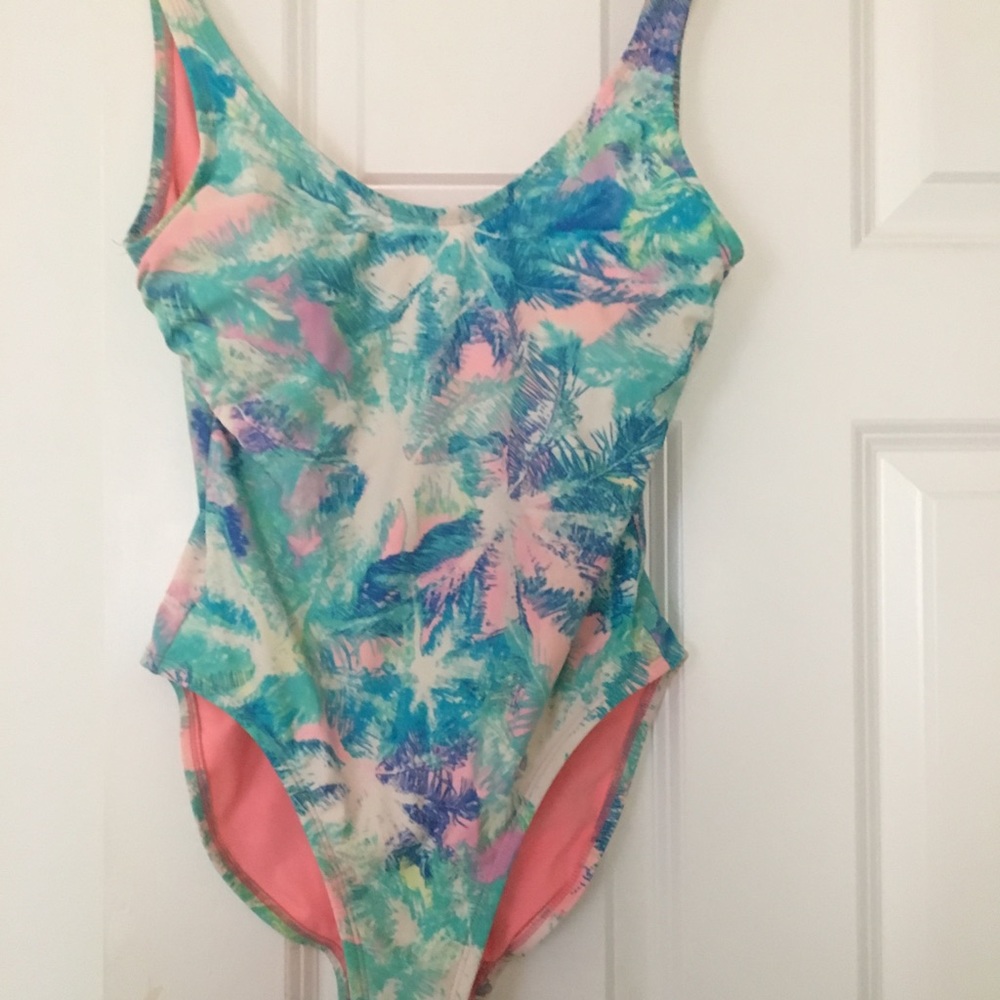 One piece bathing suit