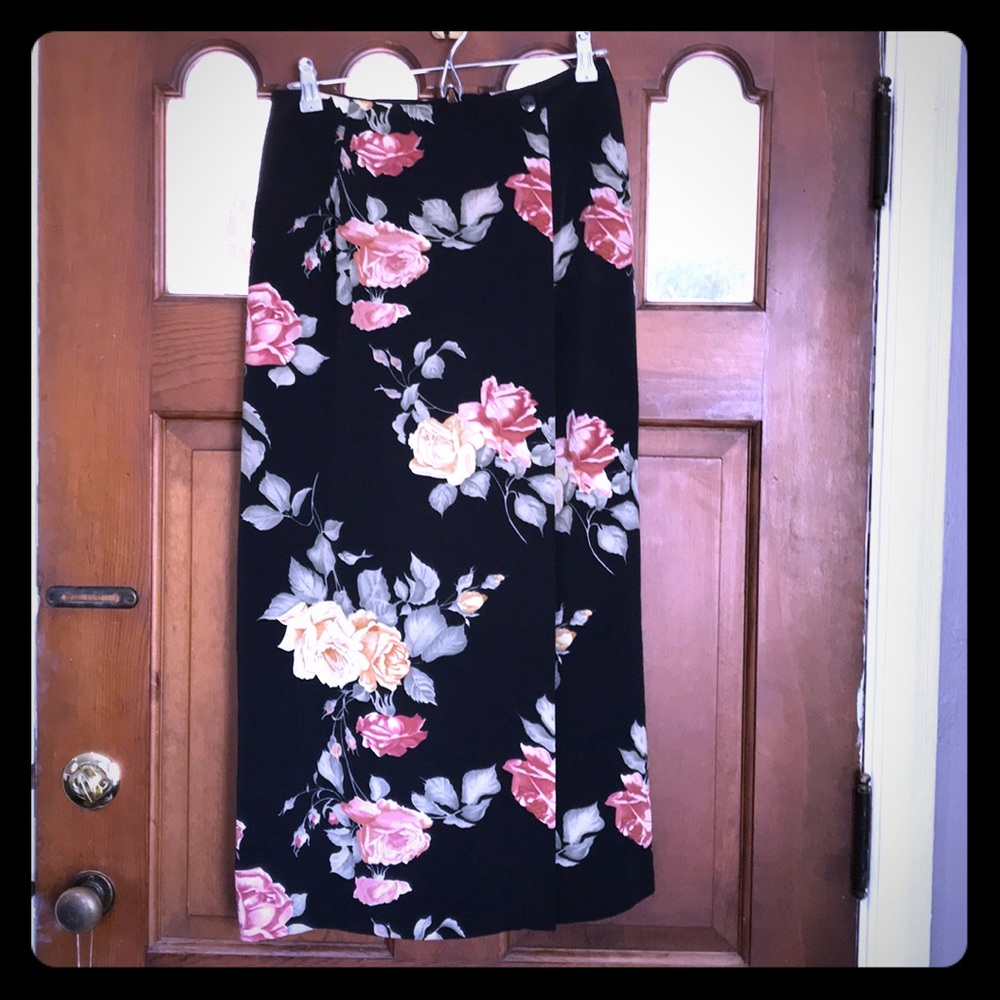 Floral Skirt- check description!!!