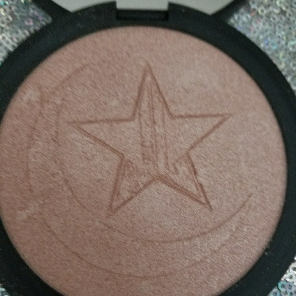 Jeffree Star Skin Frost