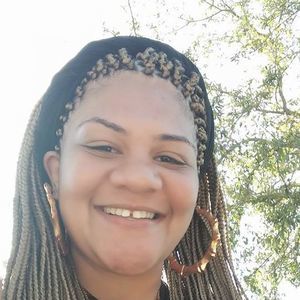 Meet your Posher, Khadijah