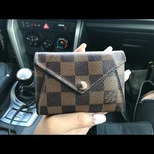 Lv wallet
