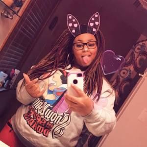 Meet your Posher, Renee