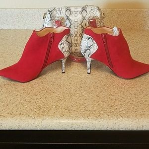 Boots with matching purse