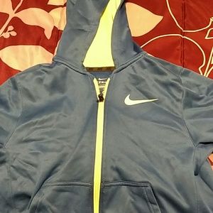 Nike Therma -fit Sweatshirt size M
