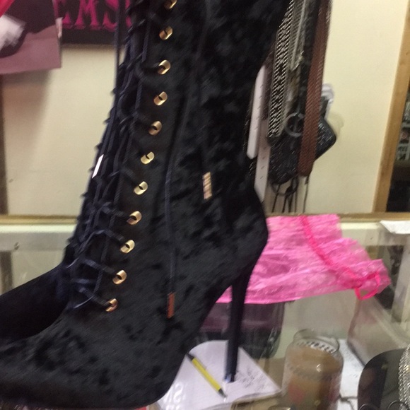 SOLD🤑🤑🤑 - Picture 3 of 4