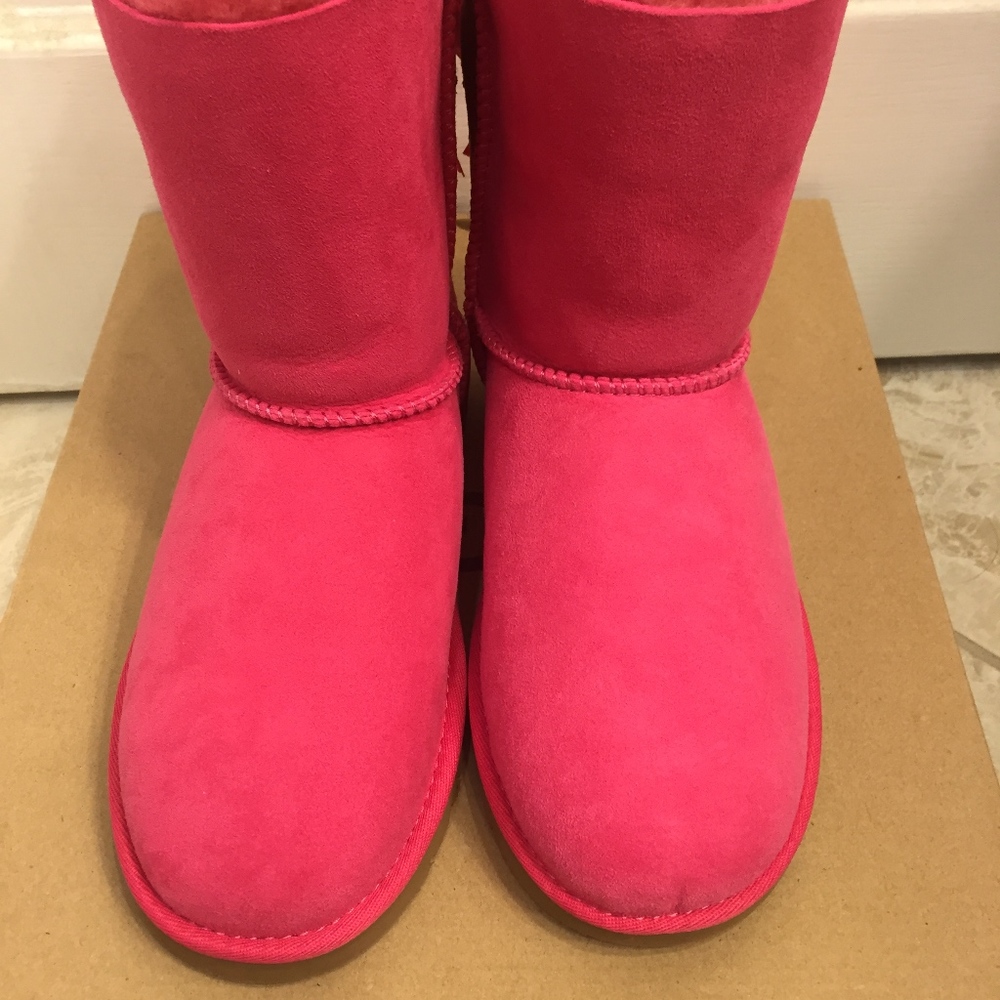 Pink Bailey Bow Uggs