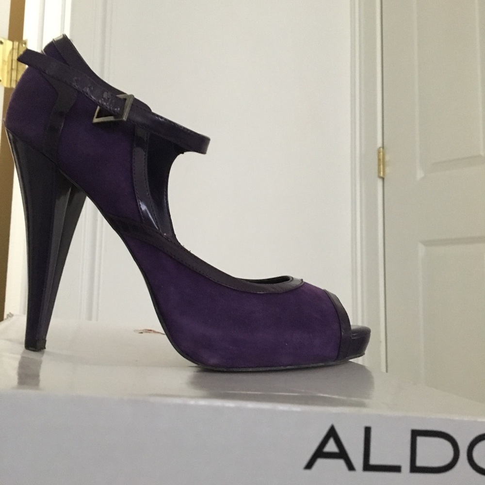 Purple suede pumps