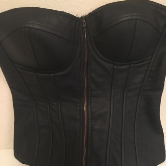 Black, zipper and backed laces corset top - Picture 4 of 5