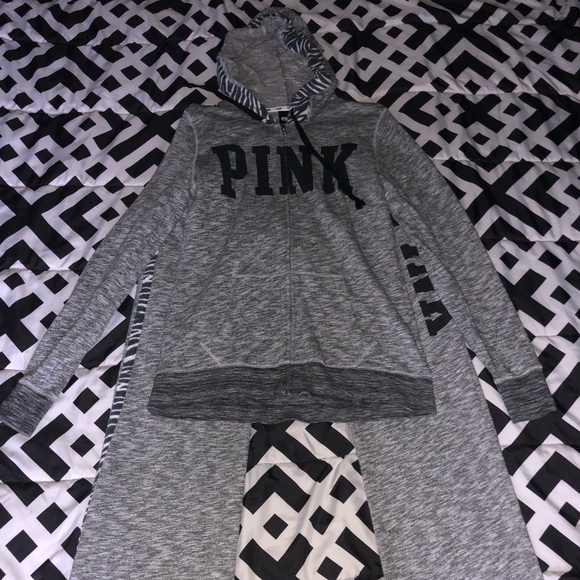 PINK Victoria Secret Jogging Outfit - Picture 1 of 4