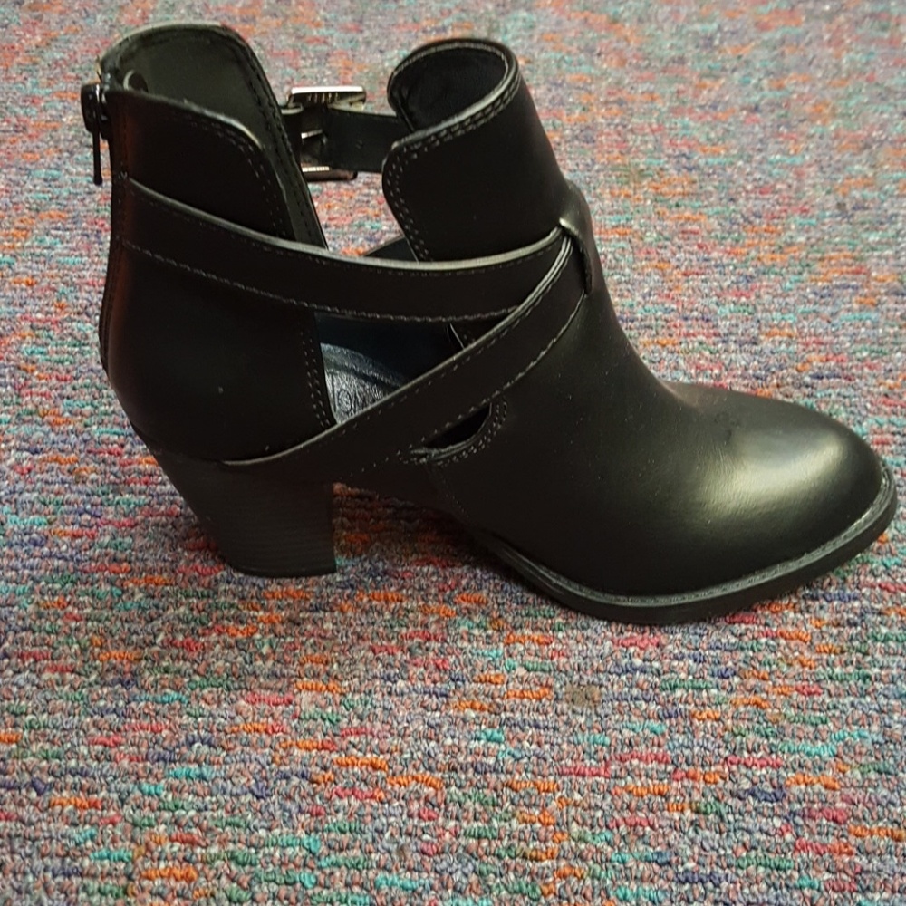 Ankle boot - Picture 3 of 3
