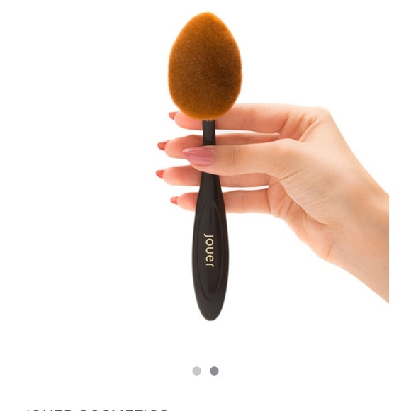 🎄 jouer Essential Precision Foundation Brush• - Picture 4 of 5