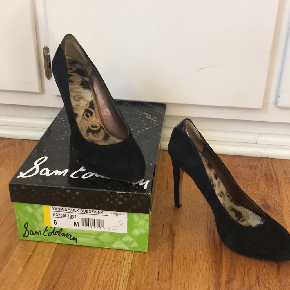 Sam Edelman suede black platform pumps size 6
