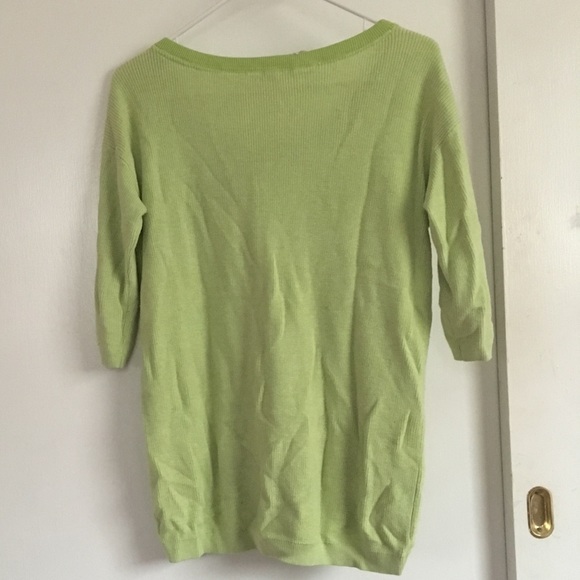 Green sweater - Picture 2 of 3