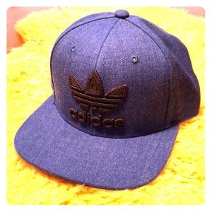 adidas originals snap back