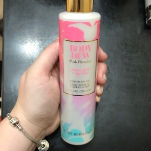 Pure romance body dew