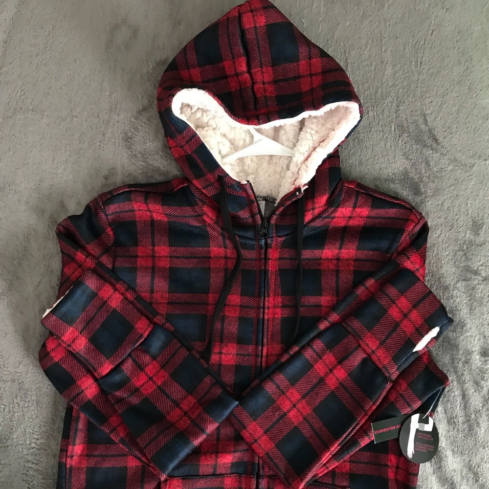 🆕 Red Plaid Hoodie
