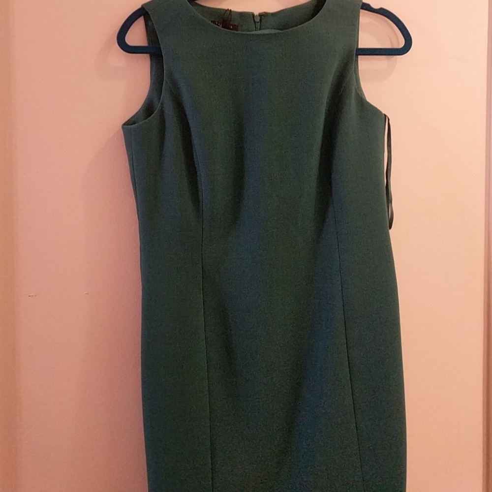Women's dress