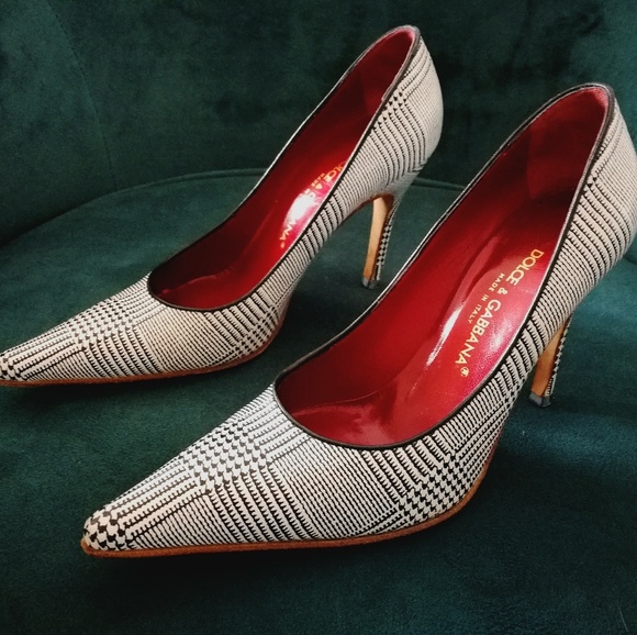 Dolce & Gabbana Shoes - Dolce & Gabbana houndstooth heels!