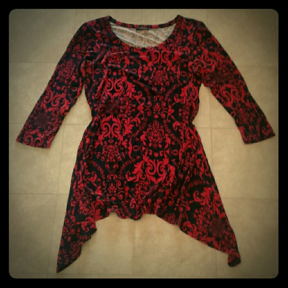 Black and Red Patterned Tunic