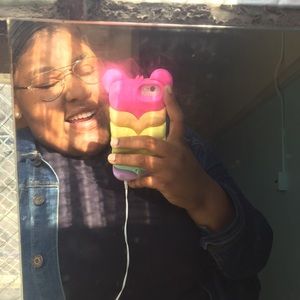 Meet your Posher, Khadijah