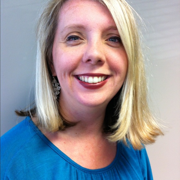 Meet your Posher, Leigh - Picture 1 of 1