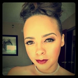 Meet your Posher, Ariel